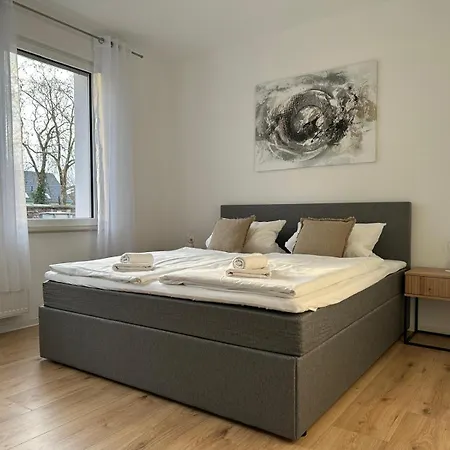 Apartment Feelgood 55, Elegantes In Magdeburg, Nur 1,8 Km Von Getec-arena Und Stadion Entfernt, Inklusive Parkplatz Und Netflix, Tierische Begleiter Willkommen